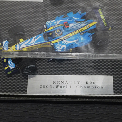 ルノー RENAULT R25 2006 World Champion ケース付